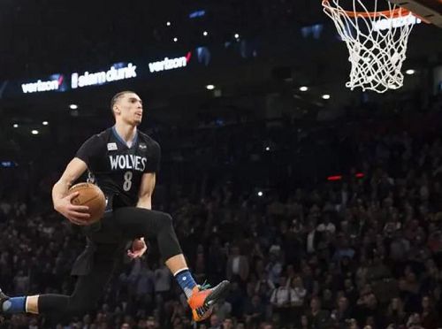  快船季前赛首战告捷 力克爵士展现新赛季潜力  